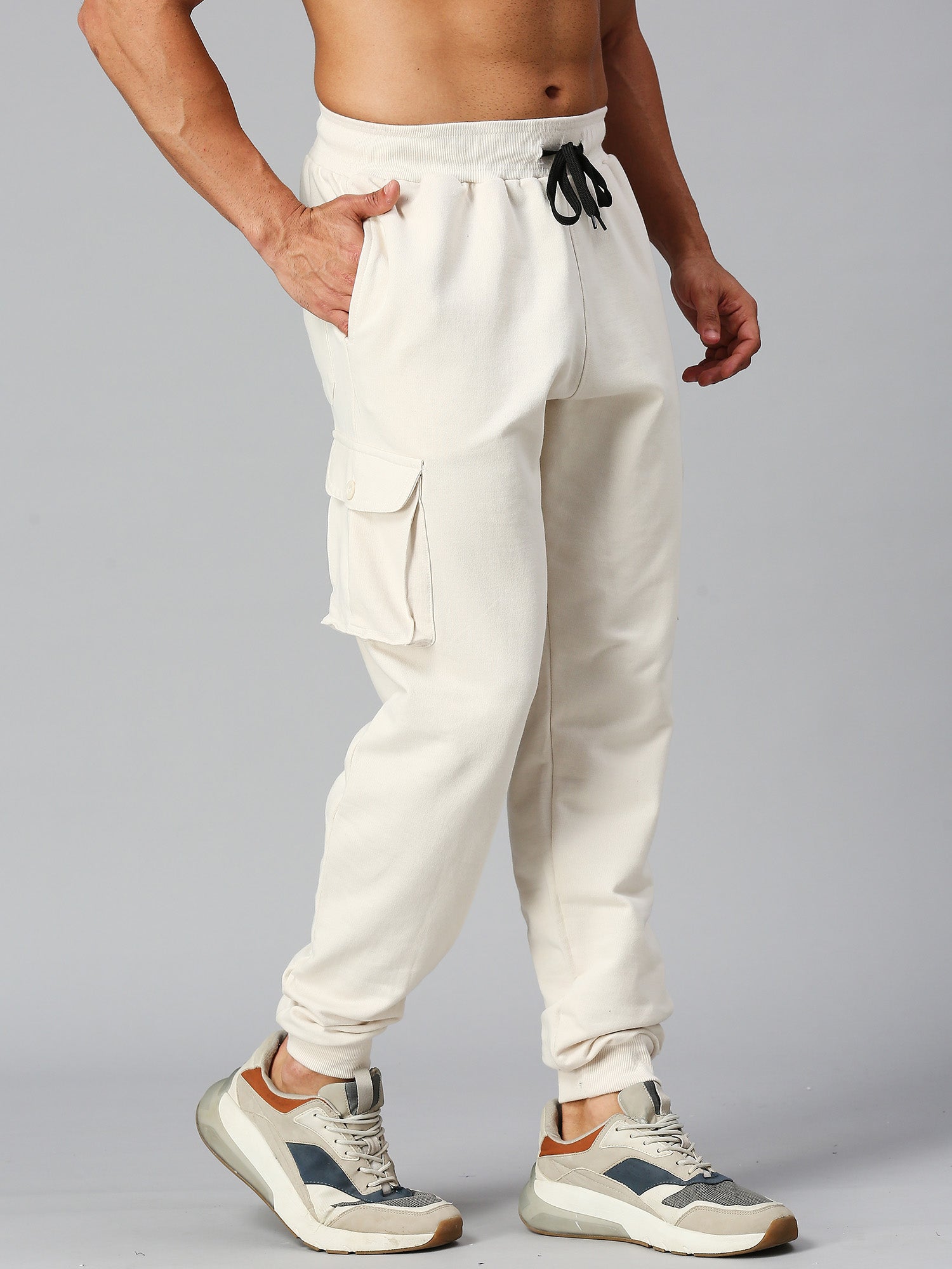 Buy Bewakoof Men's Solid Cotton Cargo Pants - Oversized Fit_582927_Grey_32  at Amazon.in